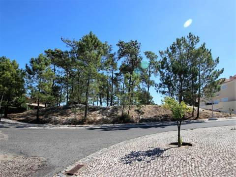 Lote de Terreno Urbano em Tróia