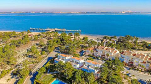 Lote de Terreno Urbano em Tróia