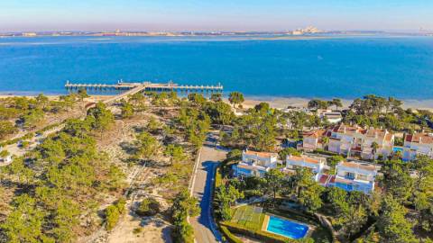 Lote de Terreno Urbano em Tróia