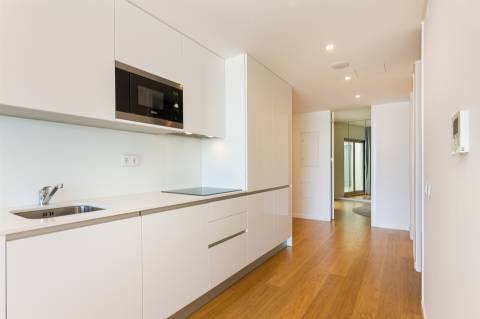 Apartamento T0 em Primeira Linha em Sesimbra