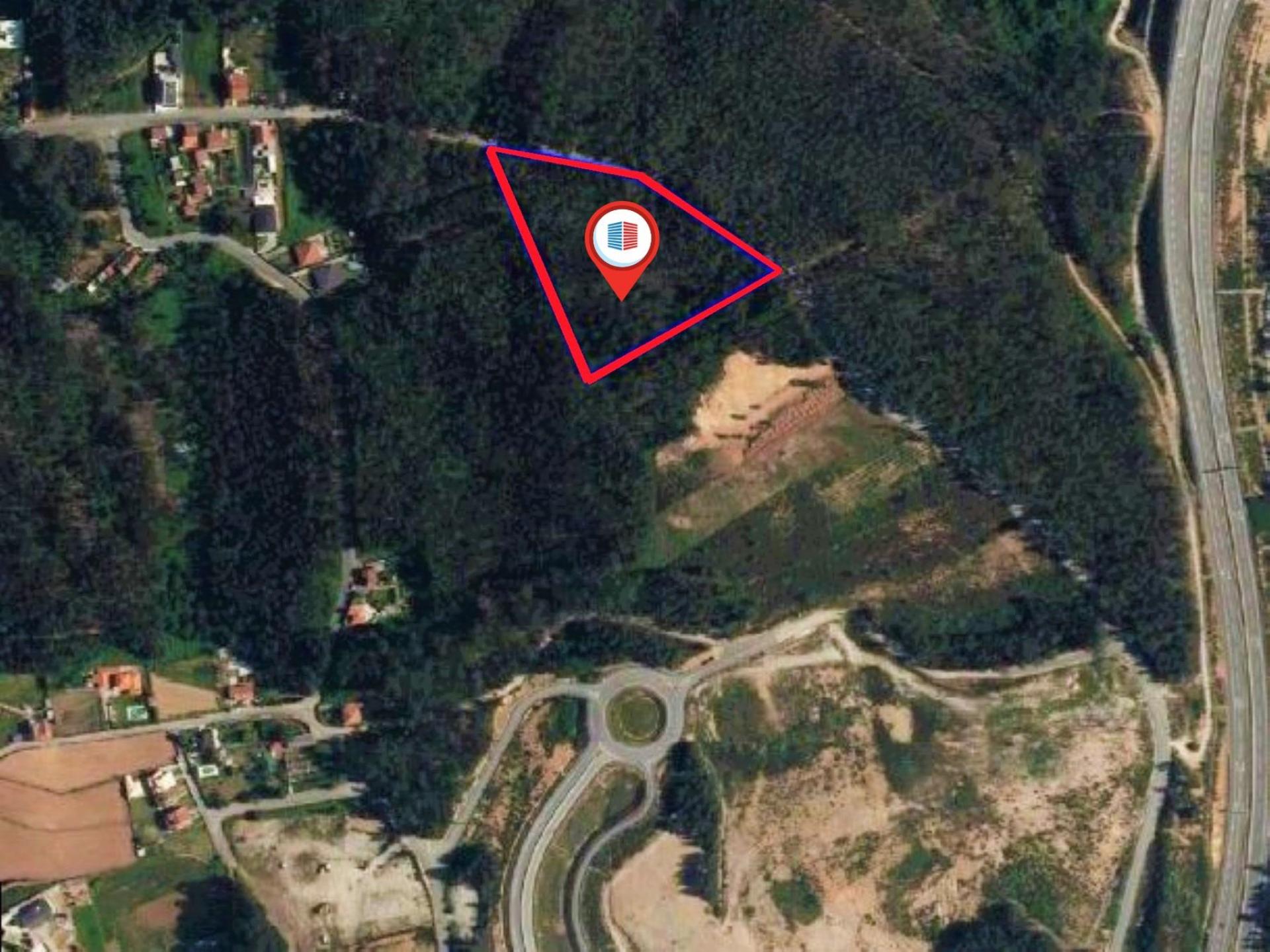 Terreno com 7801 m2 em Sandim