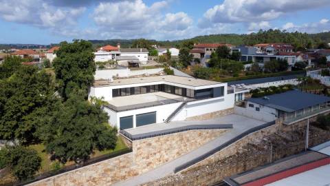 Moradia T4 Venda em Gondifelos, Cavalões e Outiz,Vila Nova de Famalicão