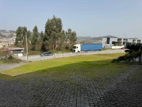 Armazém  Venda em Mogege,Vila Nova de Famalicão