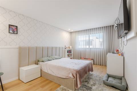 Moradia Geminada T3 Venda em Arnoso (Santa Maria e Santa Eulália) e Sezures,Vila Nova de Famalicão