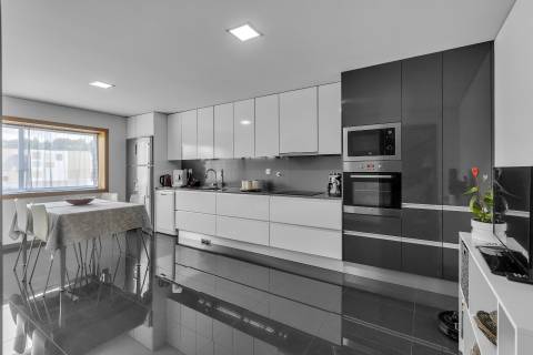 Moradia T4 Venda em Ribeirão,Vila Nova de Famalicão