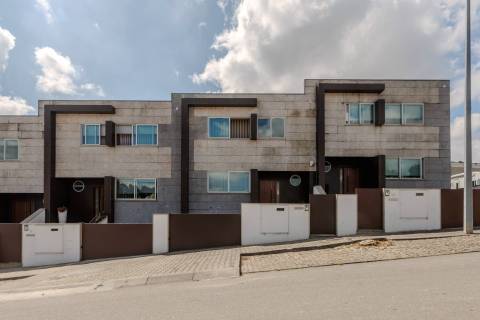 Moradia T4 Venda em Ribeirão,Vila Nova de Famalicão