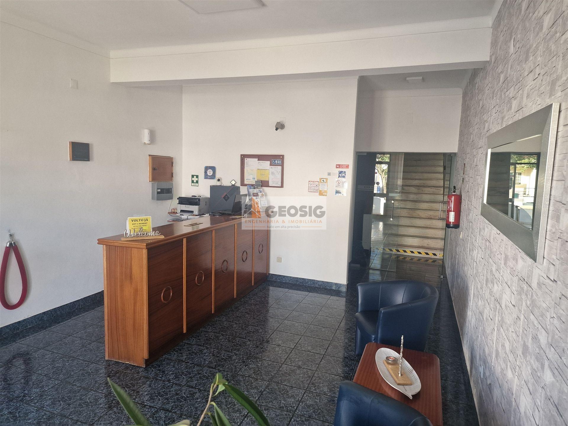 Residencial T5 Venda em Almodôvar e Graça dos Padrões,Almodôvar