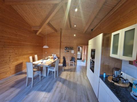Moradia T5+1 com jardim em Almodôvar