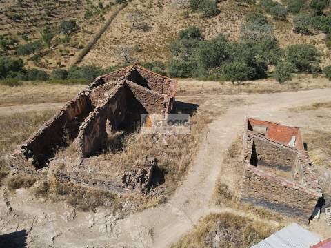 Quinta T3 Venda em Santa Clara-a-Nova e Gomes Aires,Almodôvar