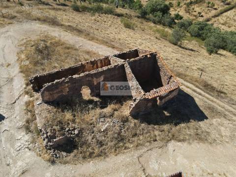 Quinta T3 Venda em Santa Clara-a-Nova e Gomes Aires,Almodôvar
