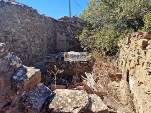 Moradia T3 Venda em Santa Cruz,Almodôvar