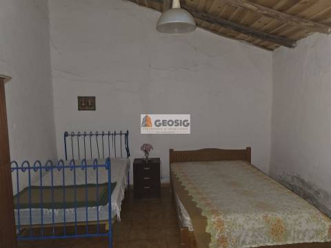 Moradia Geminada T1+2 Venda em Castro Verde e Casével,Castro Verde