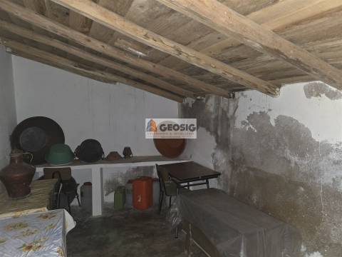 Moradia Geminada T1+2 Venda em Castro Verde e Casével,Castro Verde