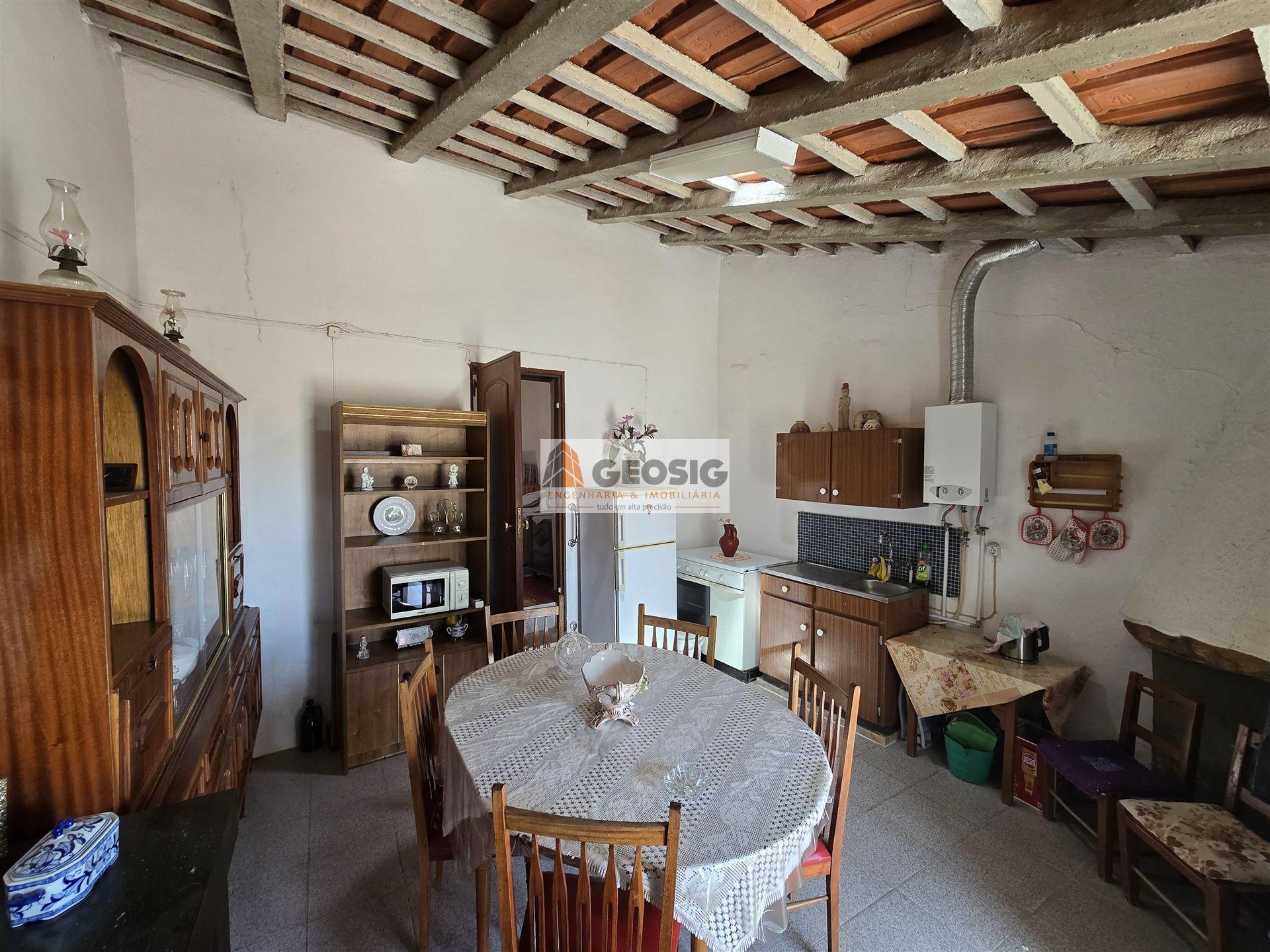 Moradia Geminada T1+1 Venda em Almodôvar e Graça dos Padrões,Almodôvar