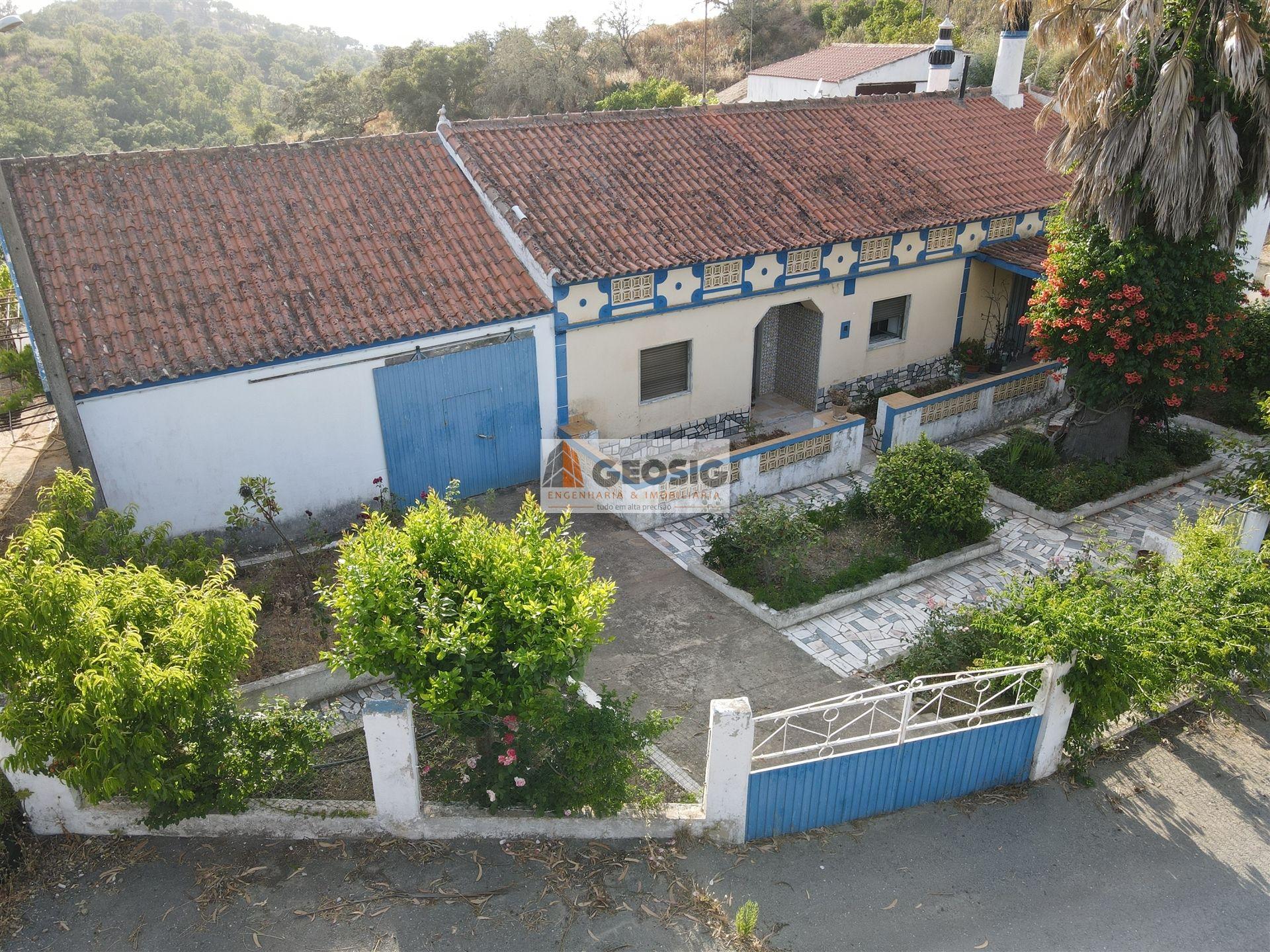 Moradia Isolada T4 Venda em São Barnabé,Almodôvar