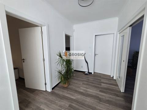 Moradia Isolada T3+1 Venda em Almodôvar e Graça dos Padrões,Almodôvar