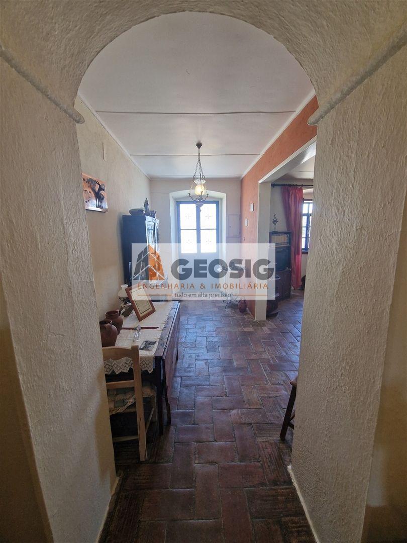 Moradia Geminada T3 Venda em S&#
<!DOCTYPE html>
<html lang=