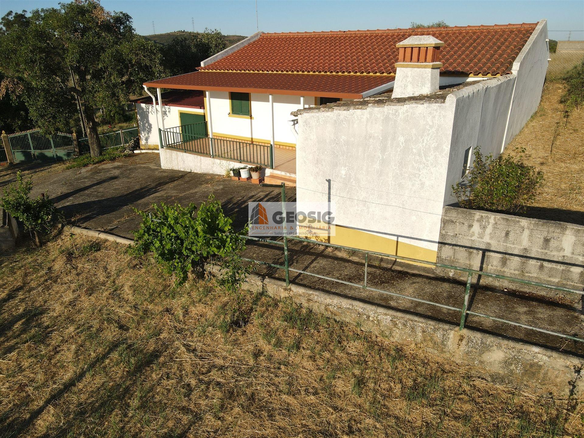Moradia T4 Venda em São Barnabé,Almodôvar