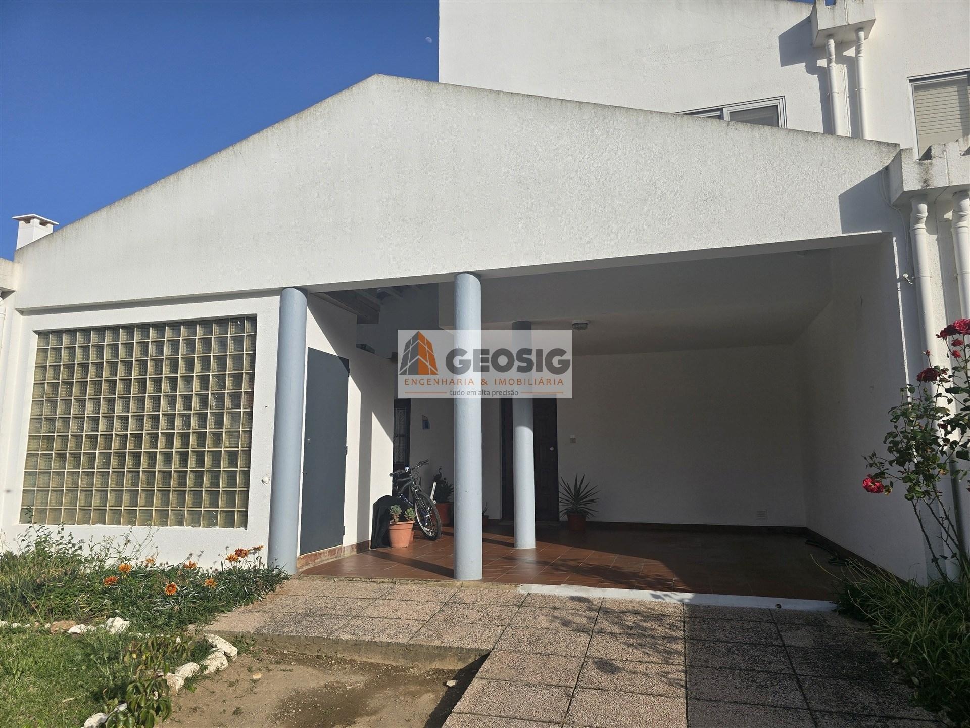 Moradia Geminada T4 Venda em Almodôvar e Graça dos Padrões,Almodôvar