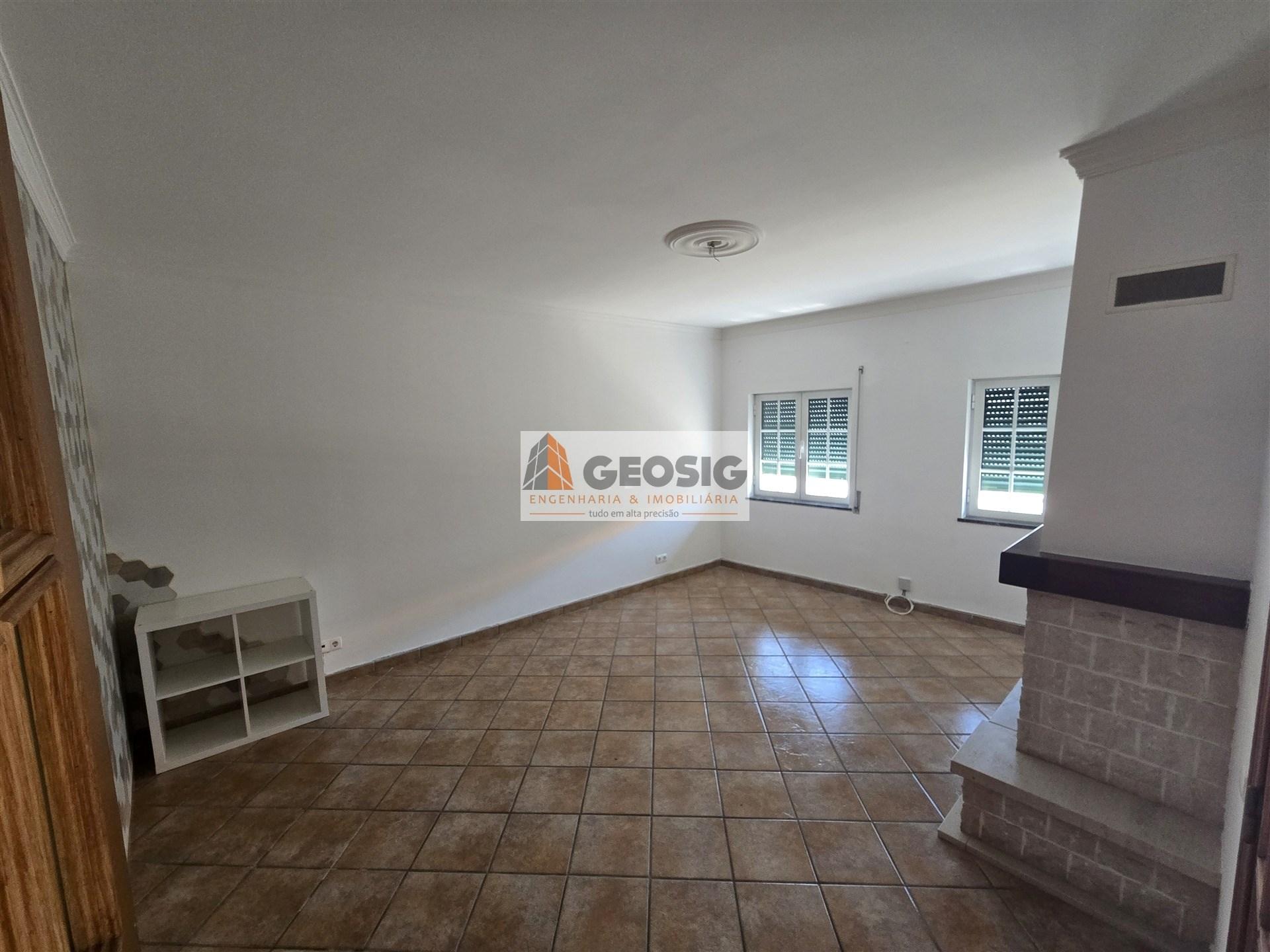 Moradia Geminada T4 Venda em Almodôvar e Graça dos Padrões,Almodôvar