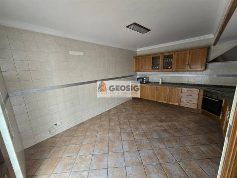 Moradia Geminada T4 Venda em Almodôvar e Graça dos Padrões,Almodôvar