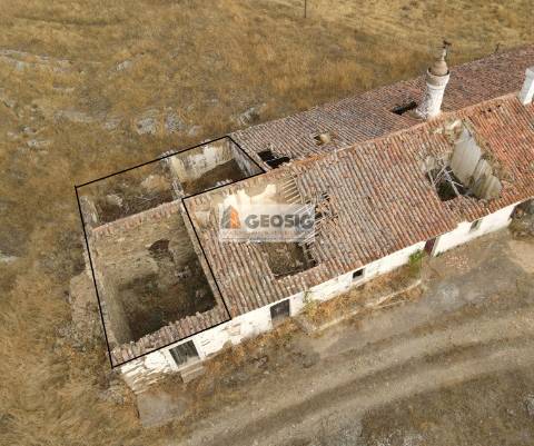Quinta T3 Venda em Santa Clara-a-Nova e Gomes Aires,Almodôvar