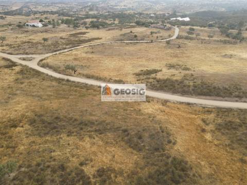 Quinta T3 Venda em Santa Clara-a-Nova e Gomes Aires,Almodôvar