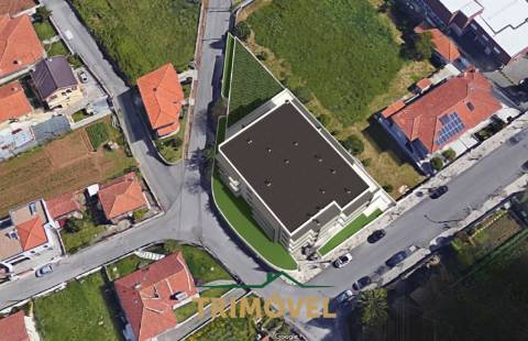 Apartamento T2, em Nogueira do Cravo