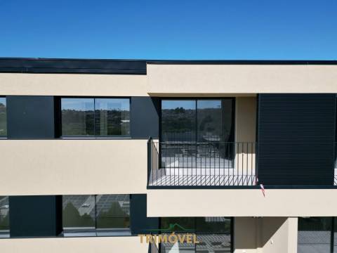 Apartamento T1 NOVO em São João da Madeira