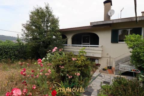 Moradia T3+2 Venda em Fajões,Oliveira de Azeméis
