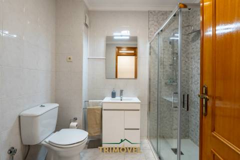 Apartamento T3+1 em Fajões, Oliveira de Azeméis.