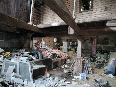 Moradia em Banda T3 Venda em Silgueiros,Viseu