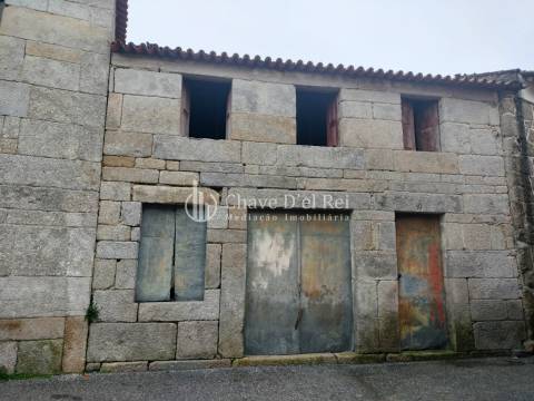Moradia em Banda T3 Venda em Silgueiros,Viseu