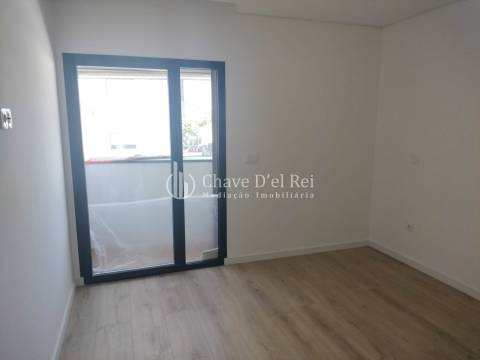 Apartamento T2 Arrendamento em Repeses e São Salvador,Viseu