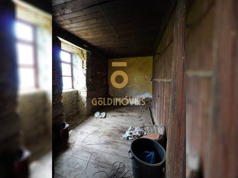 Moradia para Restaurar T2 Venda em Raiva, Pedorido e Paraíso,Castelo de Paiva