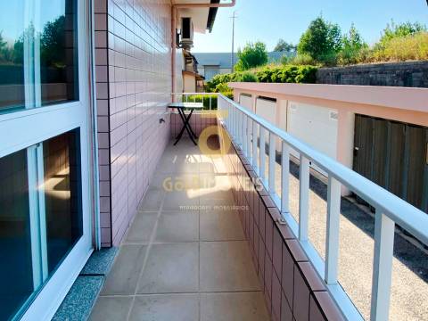 Apartamento T3 Arrendamento em Oliveira de Azeméis, Santiago de Riba-Ul, Ul, Macinhata da Seixa e Madail,Oliveira de Azeméis
