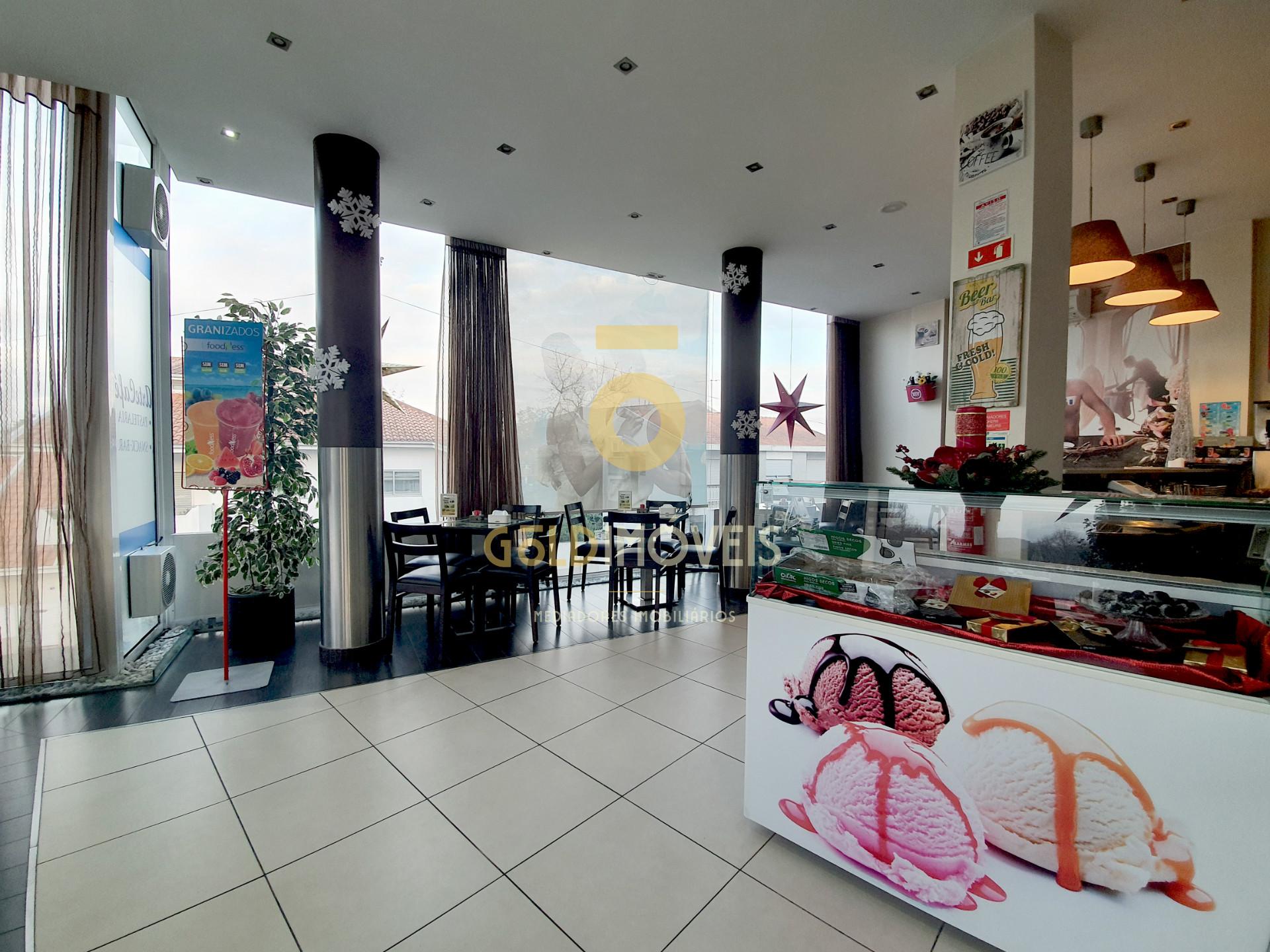 Café  Trespasse em Paredes,Paredes
