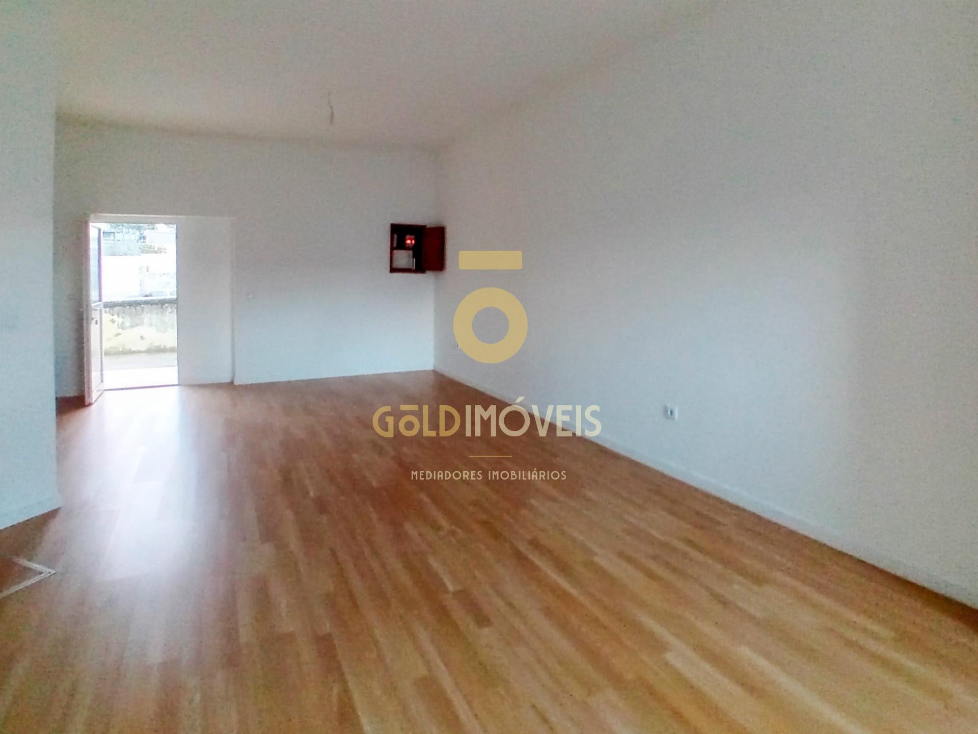 Apartamento T0 em Raiva - Castelo de Paiva