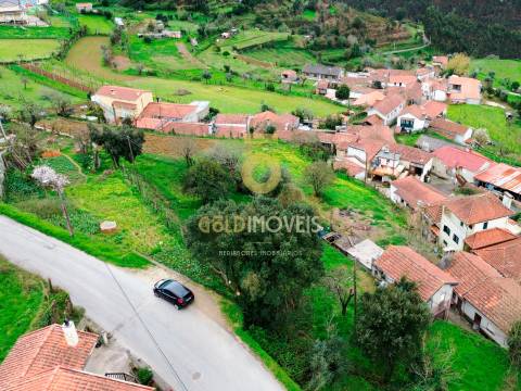 Apartamento T0 em Raiva - Castelo de Paiva
