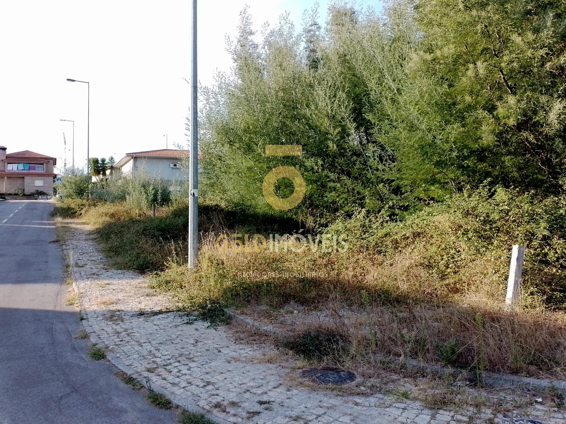 Lote de Terreno  Venda em Alpendorada, Várzea e Torrão,Marco de Canaveses
