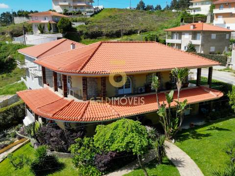 Moradia Isolada T4 Venda em Sobrado e Bairros,Castelo de Paiva