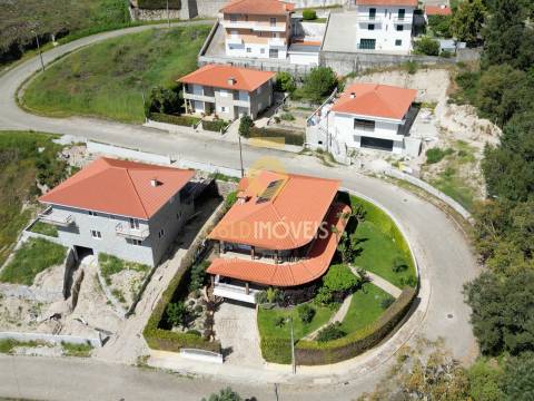 Moradia Isolada T4 Venda em Sobrado e Bairros,Castelo de Paiva