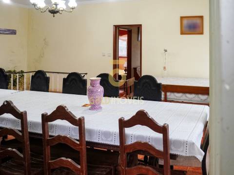 Moradia T4 Venda em Espadanedo,Cinfães