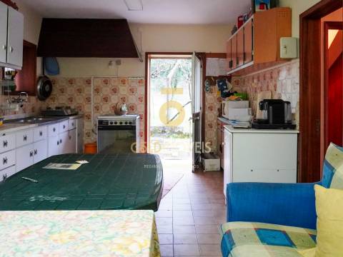 Moradia T4 Venda em Espadanedo,Cinfães