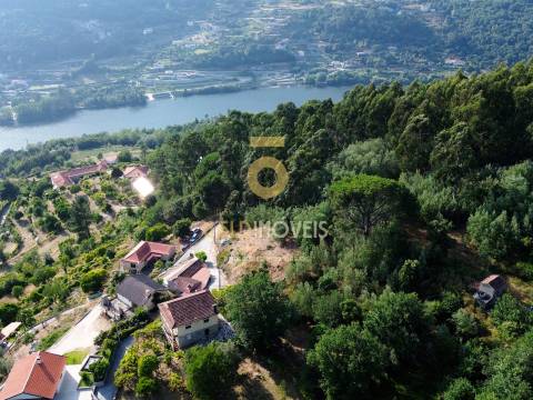Moradia T4 Venda em Espadanedo,Cinfães