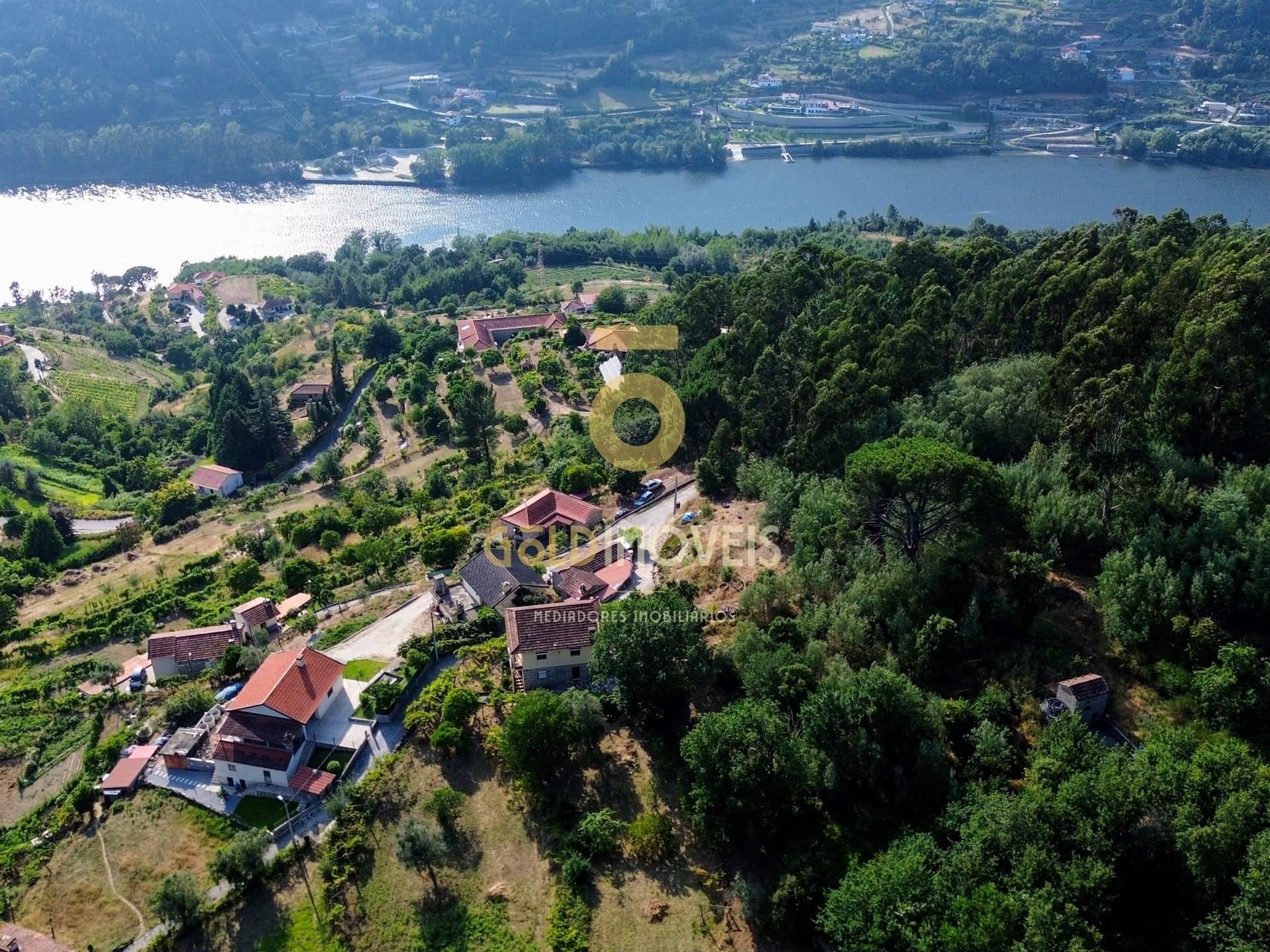 Moradia T4 Venda em Espadanedo,Cinfães