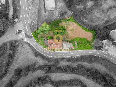 Moradia para Restaurar T3 Venda em Travanca,Cinfães