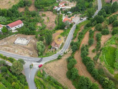 Moradia para Restaurar T3 Venda em Travanca,Cinfães