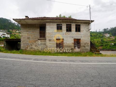 Moradia para Restaurar T3 Venda em Travanca,Cinfães