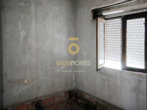 Moradia para Restaurar T3 Venda em Travanca,Cinfães